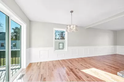 39 Wallace St, Springfield, MA 01119 - Photo 15