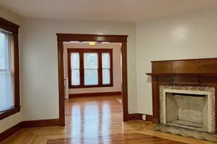 271-273 Pleasant St, Holyoke, MA 01040 - Photo 3