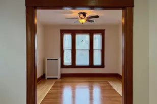 271-273 Pleasant St, Holyoke, MA 01040 - Photo 7