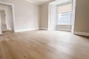 32 Wamesit St, Lowell, MA 01852 - Photo 7