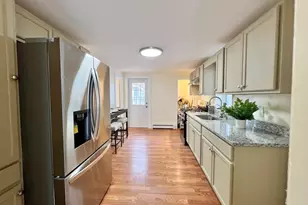 36 Hazel St, Fitchburg, MA 01420 - Photo 9