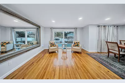 6 Woodward Rd, Framingham, MA 01701 - Photo 5