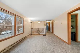 15 Cumberland St, Worcester, MA 01606 - Photo 3