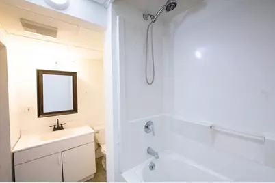 15 Cumberland St, Worcester, MA 01606 - Photo 23