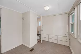 261 Newbury, Peabody, MA 01960 - Photo 17