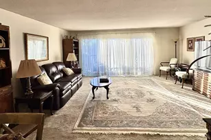 1 Summit Dr, Reading, MA 01867 - Photo 7