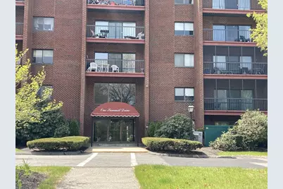 1 Summit Dr. #57, Reading, MA 01867 - Photo 1