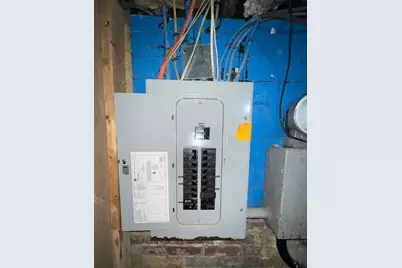 163 Marion St, Springfield, MA 01109 - Photo 11