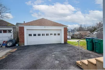 17 Henry St, Fitchburg, MA 01420 - Photo 25