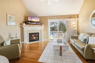 37 Peaslee Cir, Middleton, MA 01949 - Photo 5