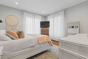 6 Ashland St, Boston, MA 02122 - Photo 13