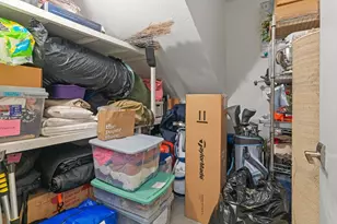 6 Ashland St, Boston, MA 02122 - Photo 25