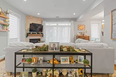 6 Ashland St #3, Boston, MA 02122 - Photo 9