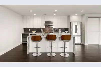 309 E St #0046, Boston, MA 02127 - Photo 3