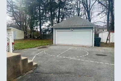 40 Peekskill Ave, Springfield, MA 01129 - Photo 25