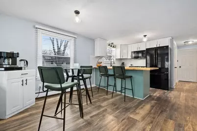 57 Glenwood St, North Andover, MA 01845 - Photo 5