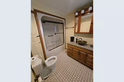 172 Stone Rd, East Brookfield, MA 01515 - Photo 21