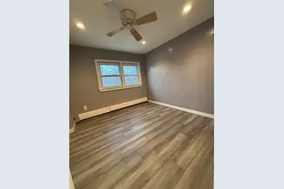 96 Summit St Unit 1 #1, Rockland, MA 02370 - Photo 5