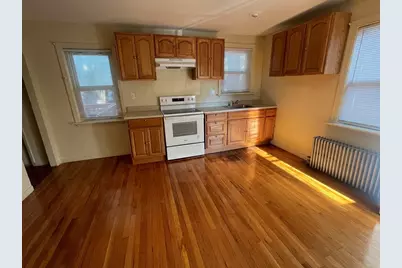 79 N Warren Ave, Brockton, MA 02301 - Photo 3
