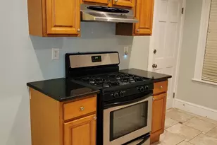 38 Rosemont St, Boston, MA 02122 - Photo 7