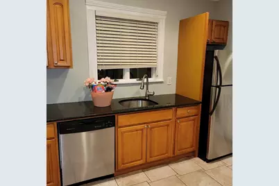 38 Rosemont St #2, Boston, MA 02122 - Photo 5