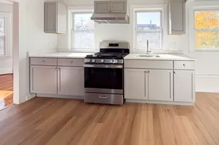 122 Florence St, Boston, MA 02131 - Photo 13