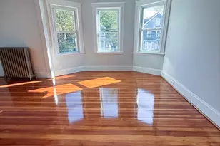 122 Florence St, Boston, MA 02131 - Photo 9