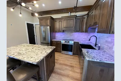 80 Foster St #501, Peabody, MA 01960 - Photo 5