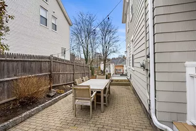 175 Lothrop St, Beverly, MA 01915 - Photo 29