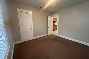 383 Newbury St, Springfield, MA 01104 - Photo 11