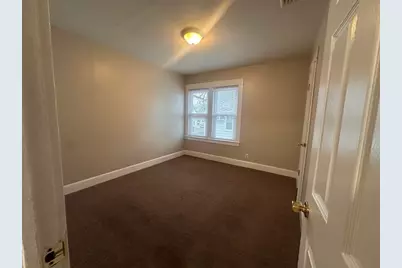 383 Newbury Street #2nd, Springfield, MA 01104 - Photo 9