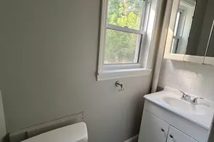 696 Broadway, Everett, MA 02149 - Photo 11