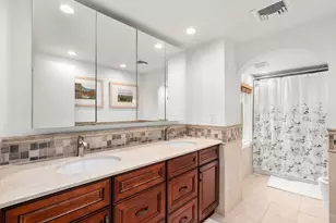 1003 Chestnut St, Newton, MA 02464 - Photo 9