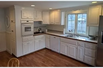 14 Christoper #14, Newburyport, MA 01950 - Photo 3