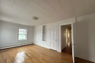 17 Lincoln St, Greenfield, MA 01301 - Photo 13