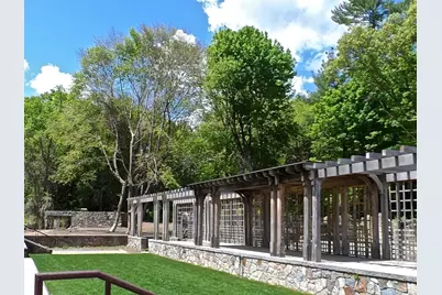 93 Palisades Cir, Stoughton, MA 02072 - Photo 5