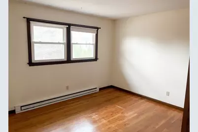 29 Mountain Rd #2L, Deerfield, MA 01373 - Photo 3