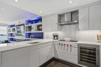 150 Seaport Blvd #17C, Boston, MA 02210 - Photo 5