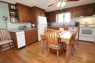 431 Central St, Saugus, MA 01906 - Photo 5