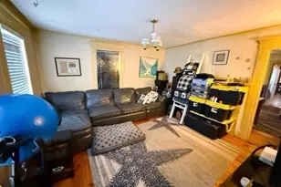 118 Elm St, Amesbury, MA 01913 - Photo 11