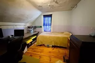 118 Elm St, Amesbury, MA 01913 - Photo 13