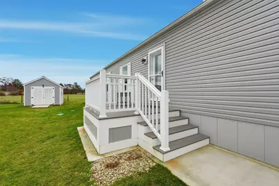 7 1st Ave, Westfield, MA 01085 - Photo 5