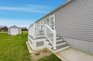 7 1st Ave, Westfield, MA 01085 - Photo 5