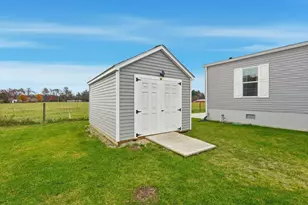 7 1st Ave, Westfield, MA 01085 - Photo 31