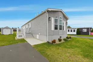 7 1st Ave, Westfield, MA 01085 - Photo 1