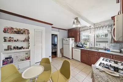 37 Albion St, Methuen, MA 01844 - Photo 5