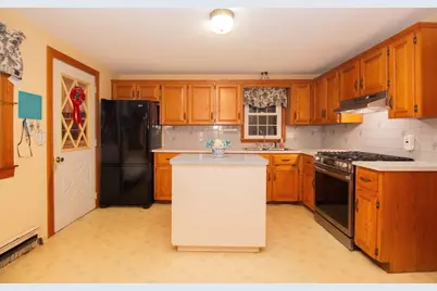 125 Blackstone, Bellingham, MA 02019 - Photo 7