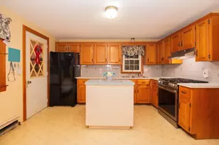 125 Blackstone, Bellingham, MA 02019 - Photo 7
