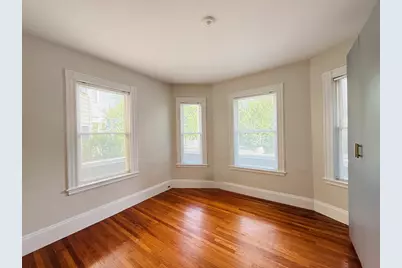 35 Kingston St #1, Somerville, MA 02144 - Photo 5