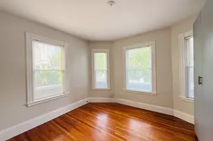 35 Kingston St, Somerville, MA 02144 - Photo 5